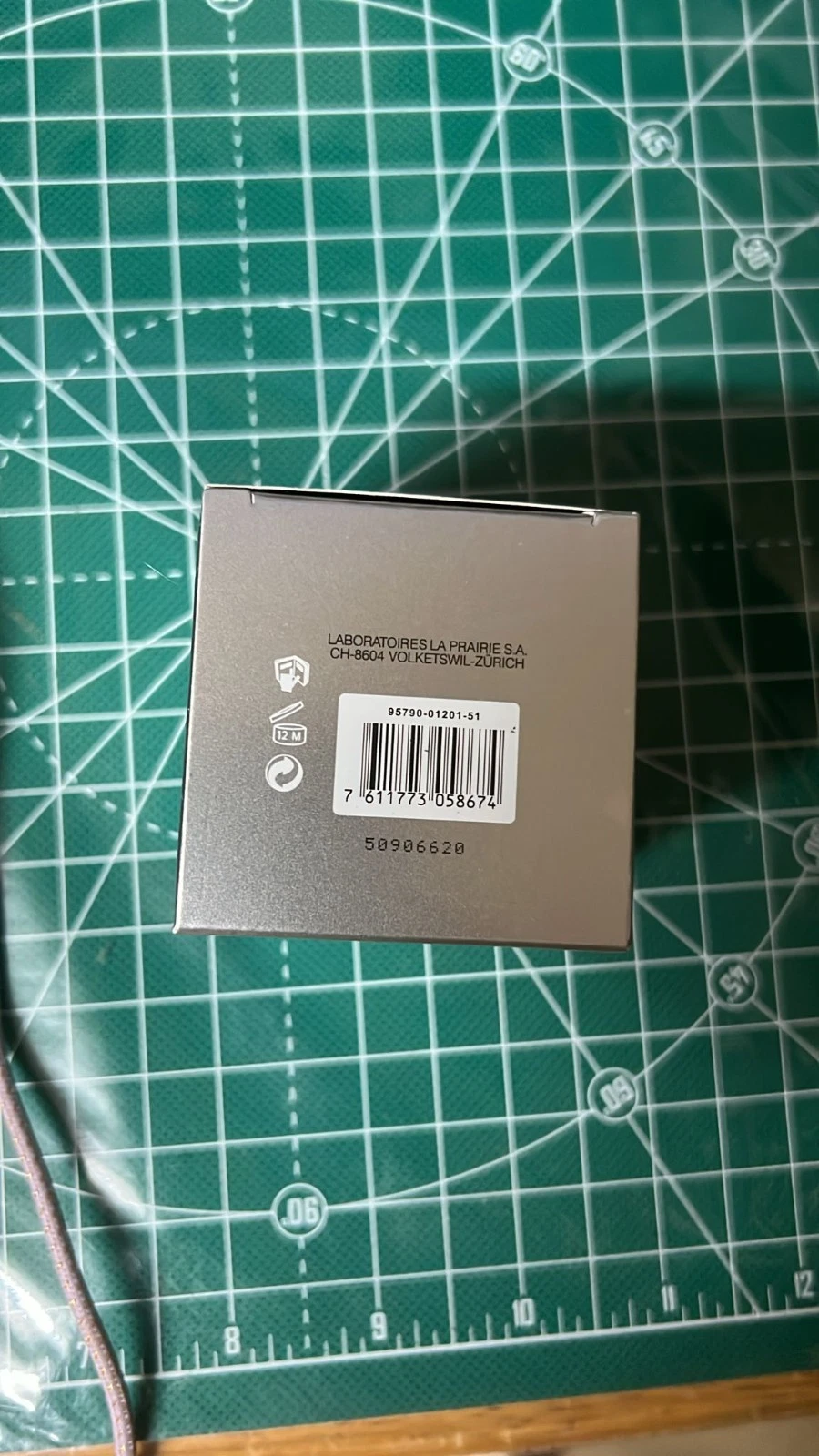 la prairie skin caviar spf 15 switzerland petal (10 ml , 0.33 fl oz ) la prairie skin caviar spf 15 switzerland petal (10 ml , 0.33 fl oz )