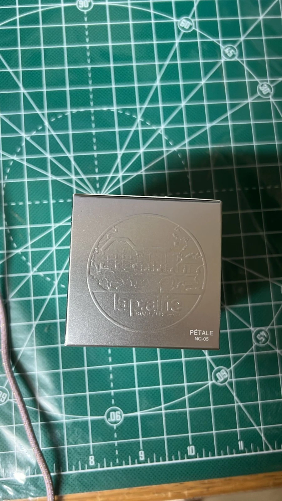 la prairie skin caviar spf 15 switzerland petal (10 ml , 0.33 fl oz ) la prairie skin caviar spf 15 switzerland petal (10 ml , 0.33 fl oz )